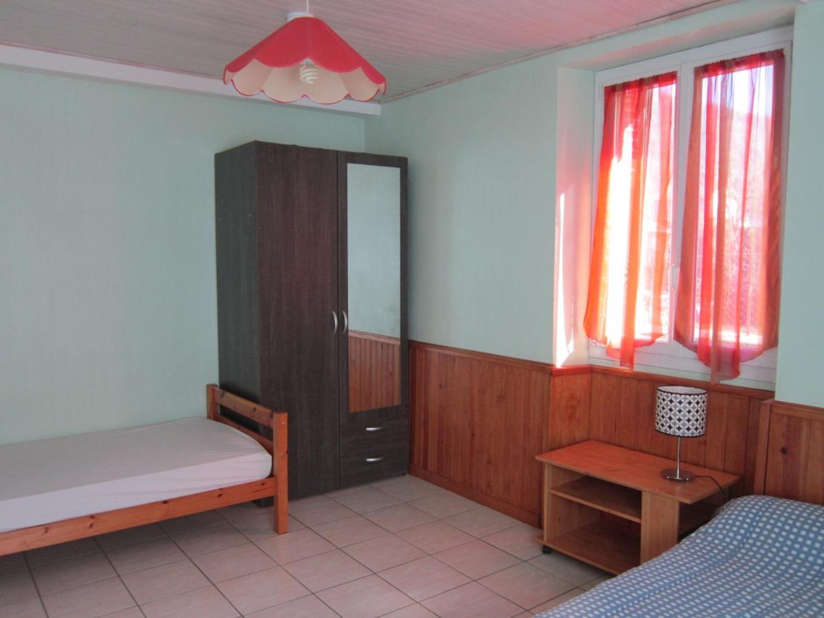 Appartement Rdc Maison De Village Savignac-les-Ormeaux Ngoại thất bức ảnh